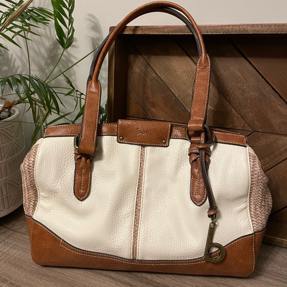 BOC White pebbled leather accented with light brown leather